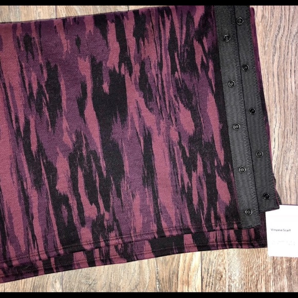 Vinyasa scarf Lululemon - Picture 2 of 4